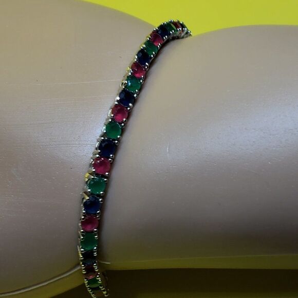 Elite, New & Not Worn, Genuine Emerald & Ruby Sterling Silver Bracelet SSQ50 - Picture 4 of 6
